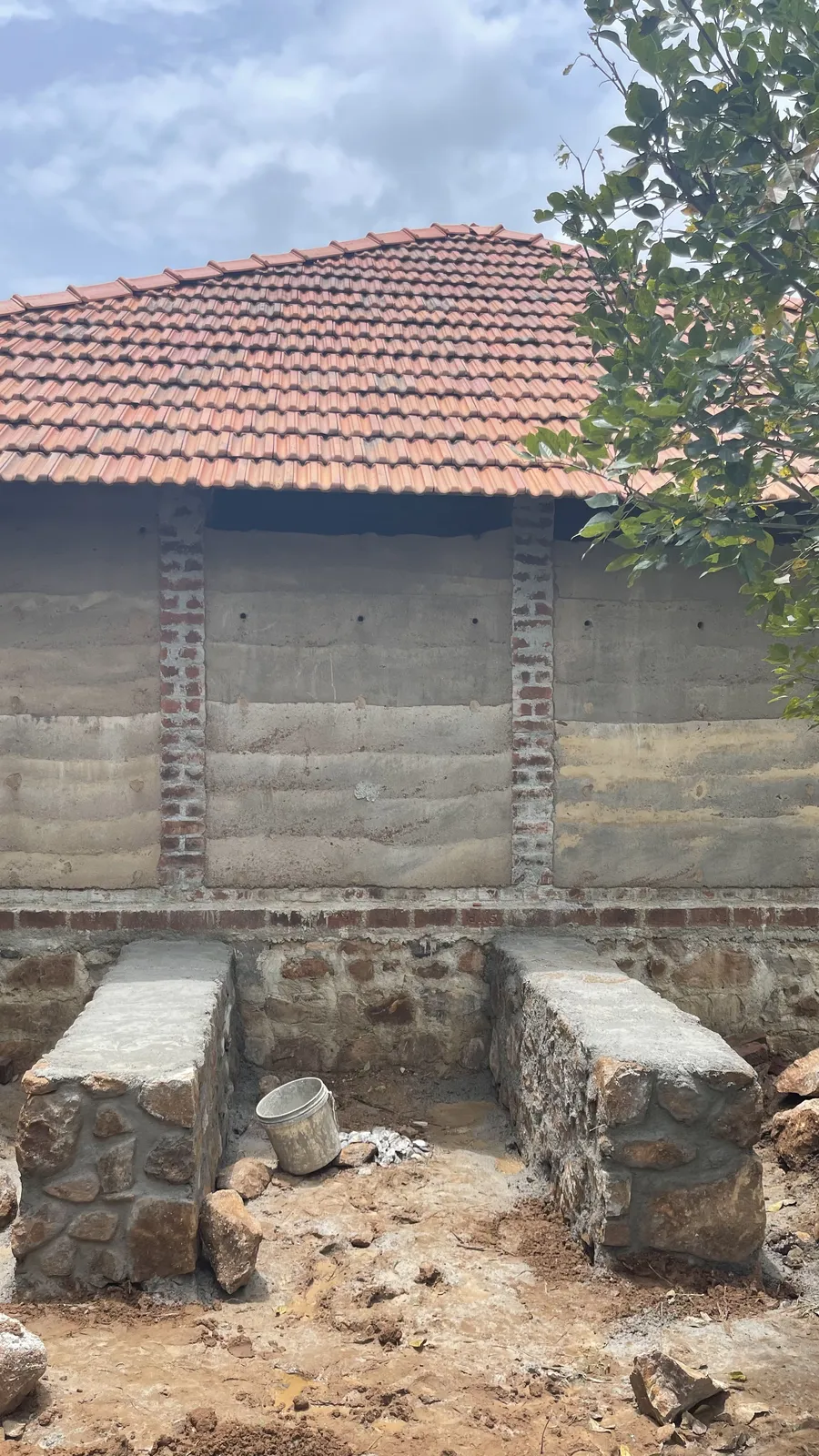 Cottage and Living
